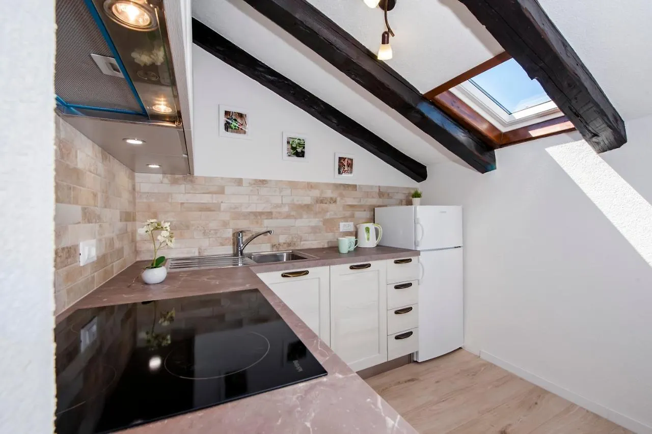 Rovigno Bella Sea View Apartment Croatia