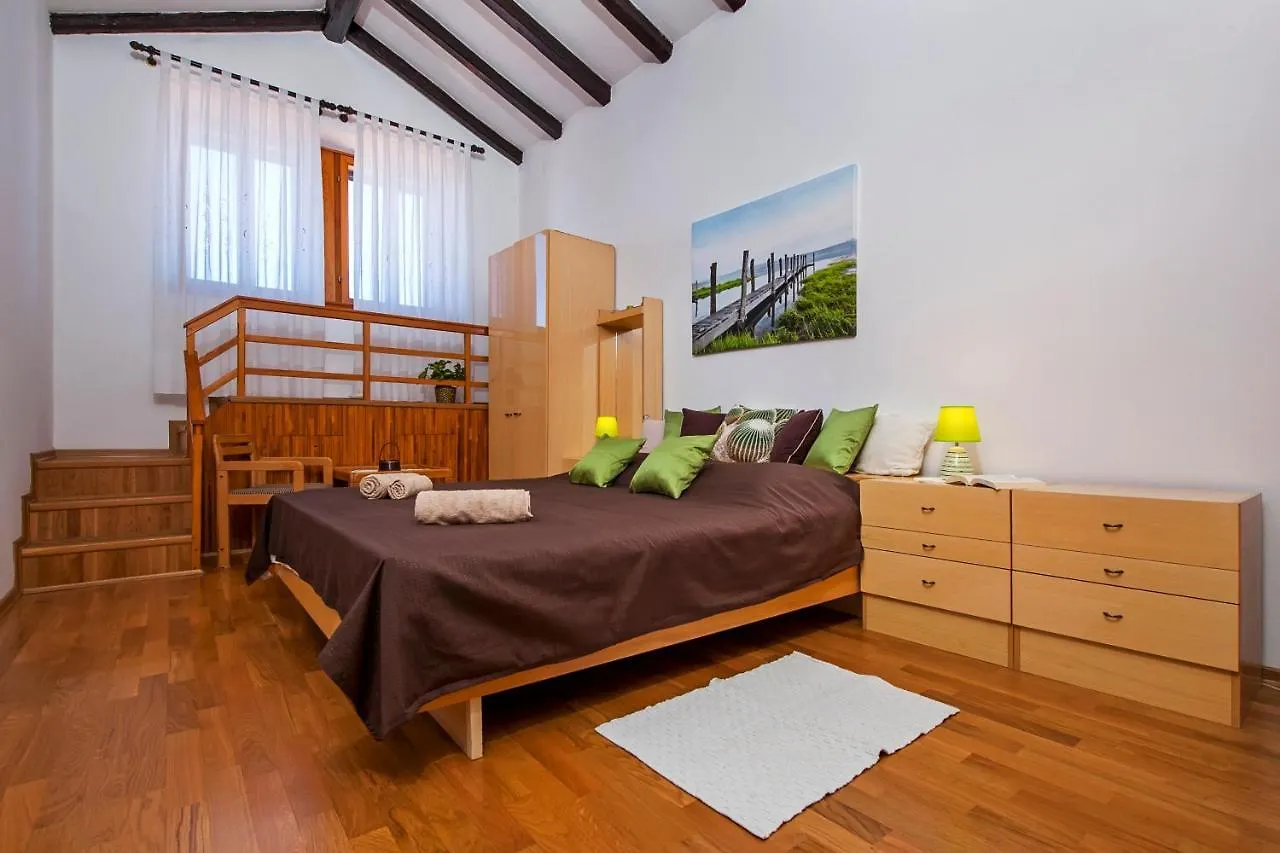 Rovigno Bella Sea View Apartment 0*, Rovinj
