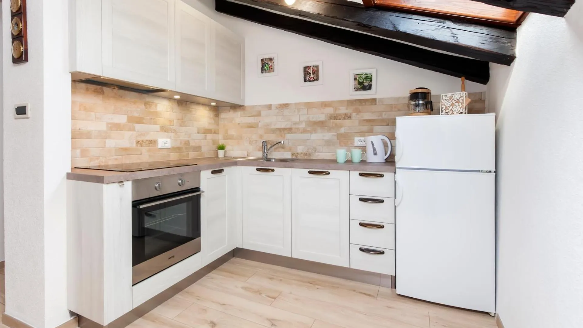 Rovigno Bella Sea View Apartment