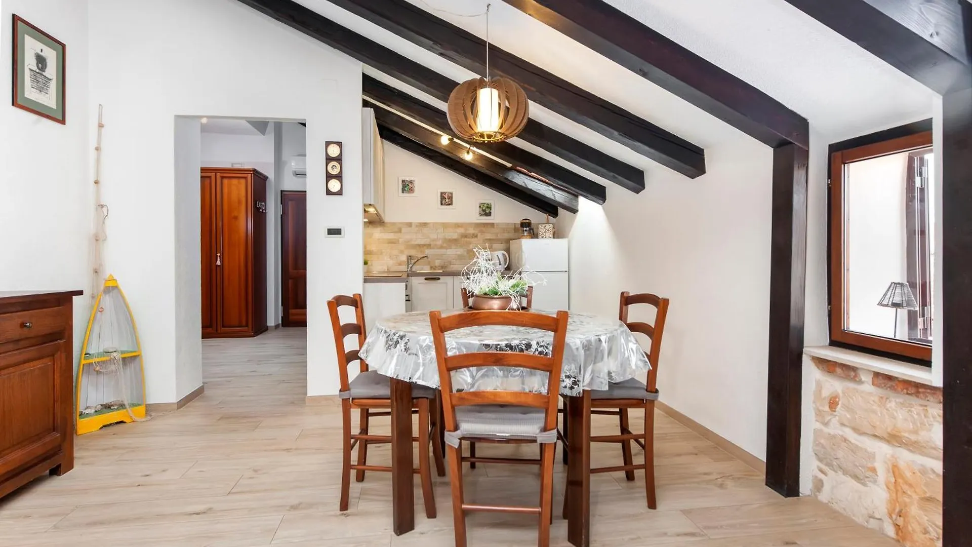 Rovigno Bella Sea View Apartment 克罗地亚